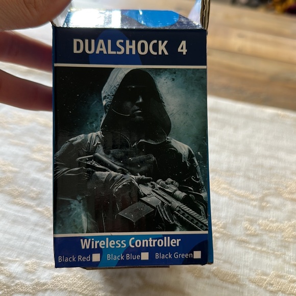 DualShock 4 Wireless Controller. Black. NWT. - Picture 4 of 6
